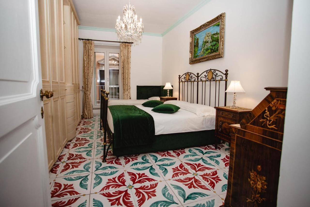 Hotel Delfini Trevi House Roma Exterior foto